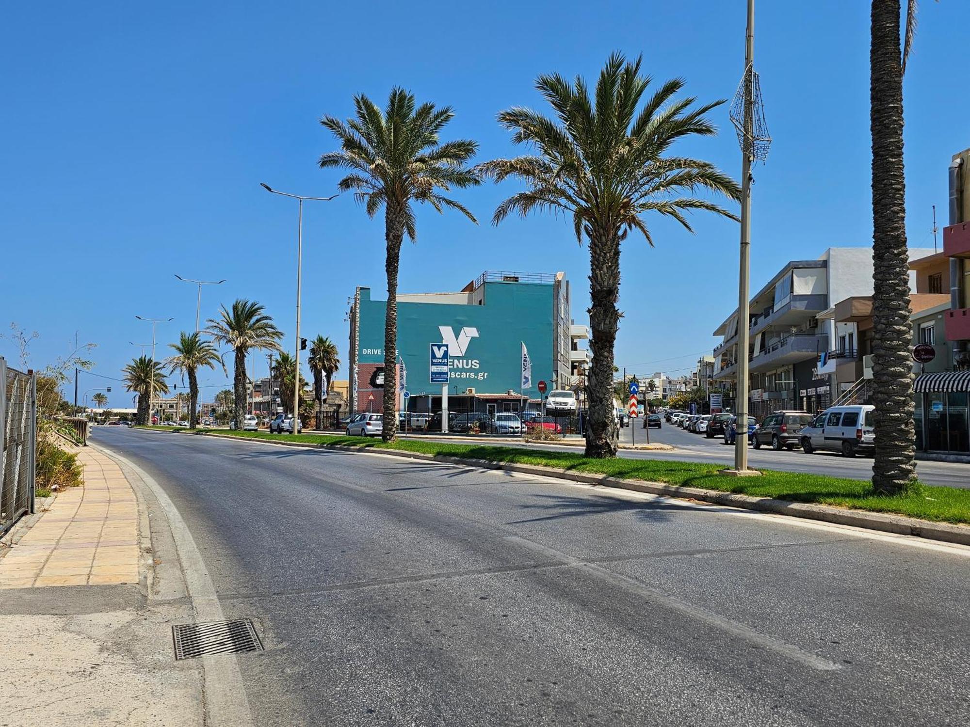 Eirini'S Apt Heraklion  Exterior photo